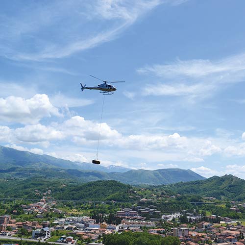 Trasporto di materiale in cantieri impervi
